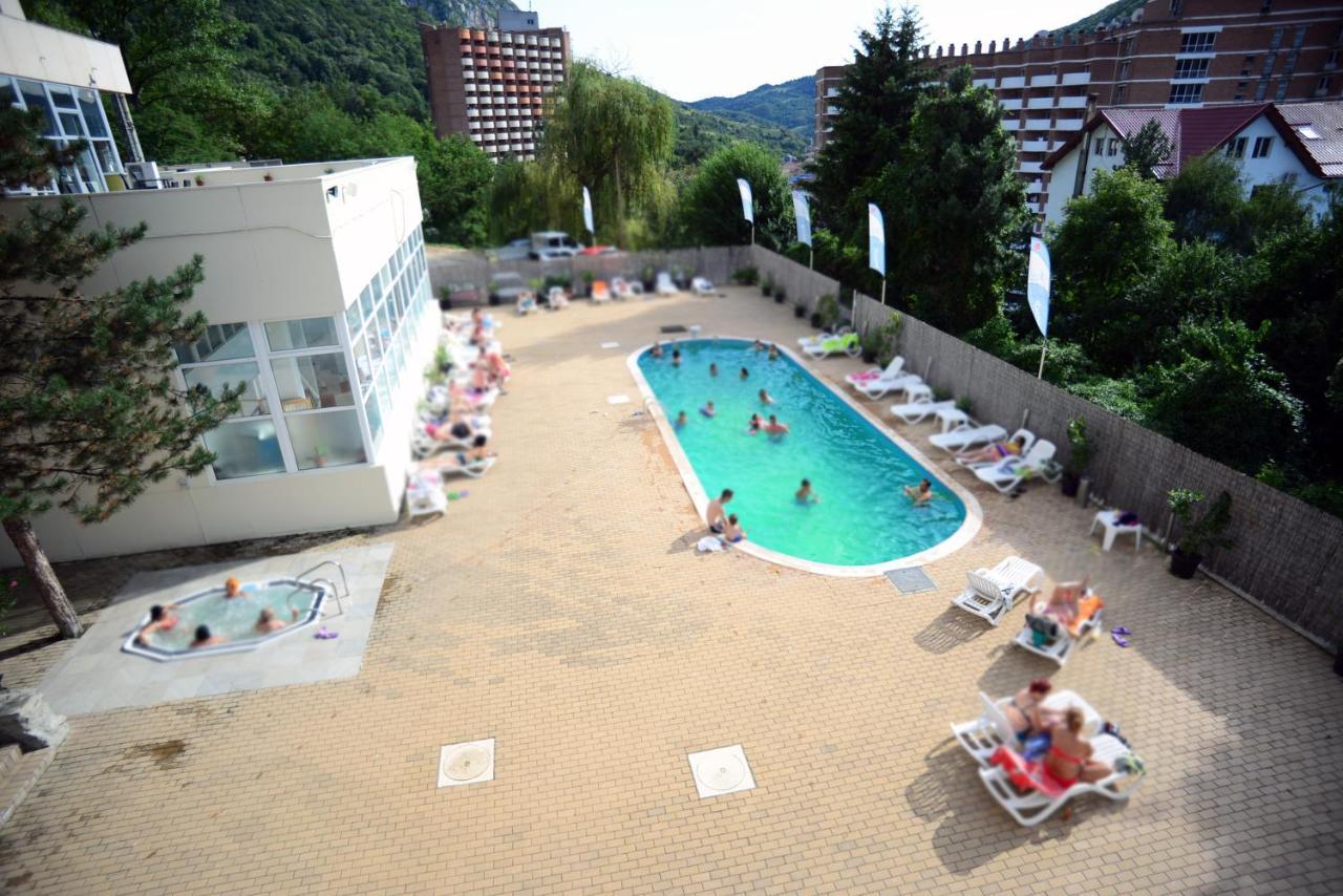 Bacolux Diana, Herculane Бэиле-Еркулане Экстерьер фото